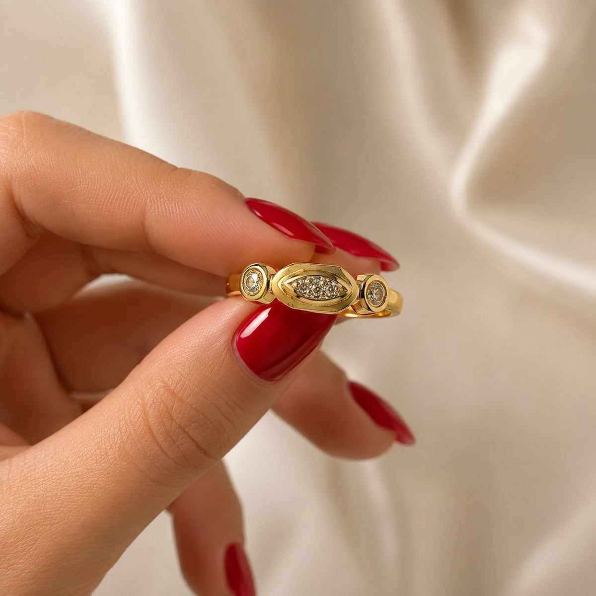 SAVOR Taş Detaylı Ayarlanabilir Gold Yüzük