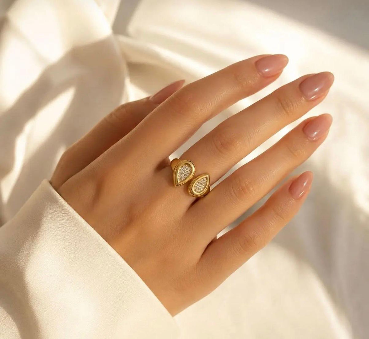 SAVOR Taş Detaylı Damla Tasarım Ayarlanabilir Yüzük